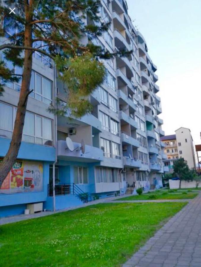 Black See Apartment Kobuleti Ngoại thất bức ảnh