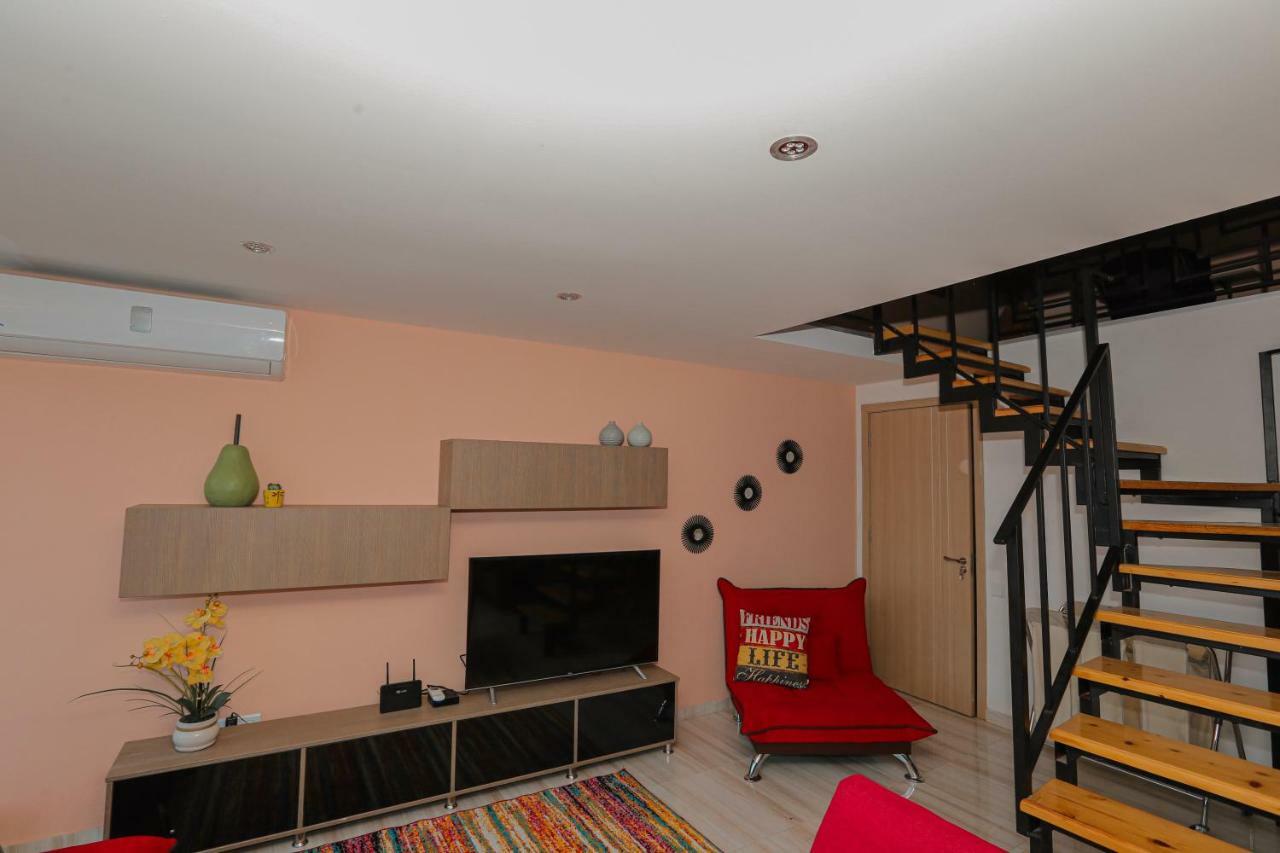 Black See Apartment Kobuleti Ngoại thất bức ảnh
